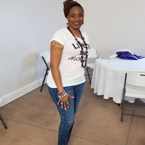 Meet your Posher, Tiffany